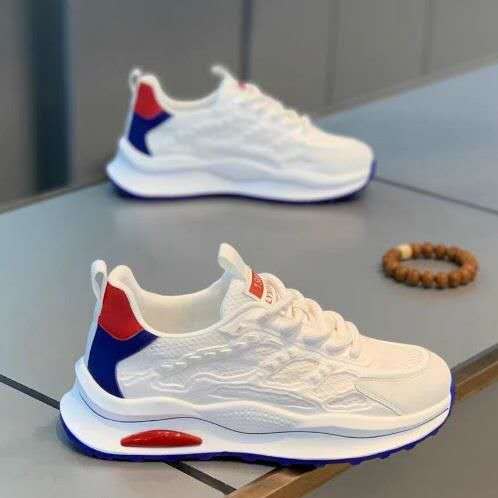 Warrior white sneaker